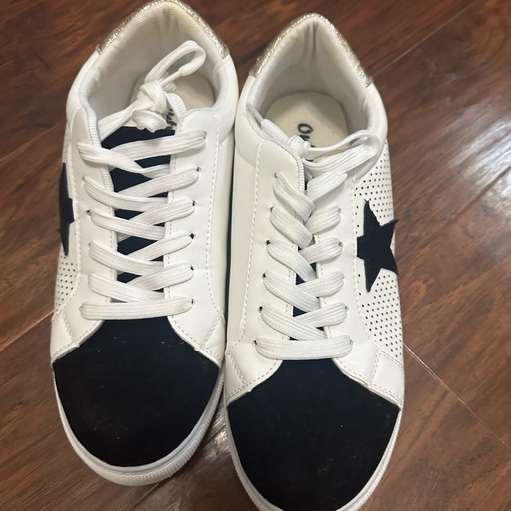 Black and White Star Sneakers